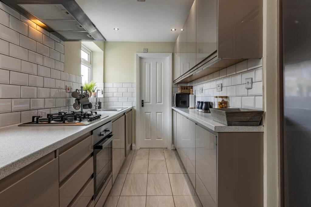 Dovecote House Beeston Private Parking 15Mins From Nottingham City Centre Close To Qmc Hospital Esterno foto